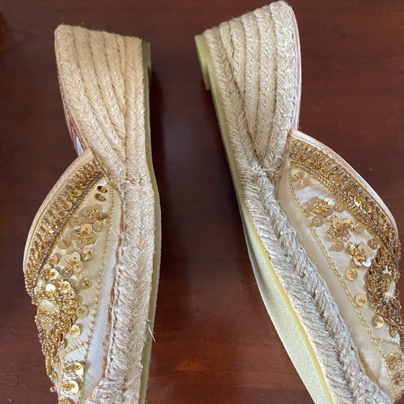 Yellow Box Mules - Picture 3 of 5